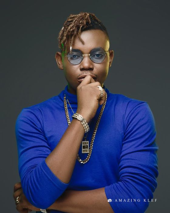 [Lyrics Video] Olakira – Hey Lover